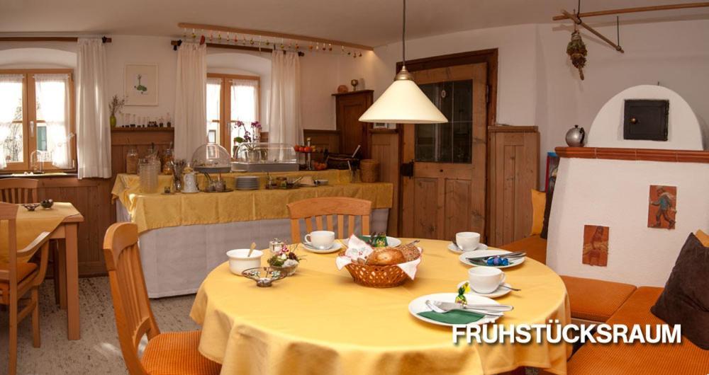 אוברמרגואה Gaestehaus Unruh מראה חיצוני תמונה